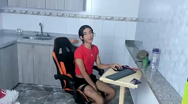 Snapshot of SofiaNaugthyxTS chatting on 01/08/25, 11:52 SofiaNaugthyxTS online show from 01/08/25, 11:52