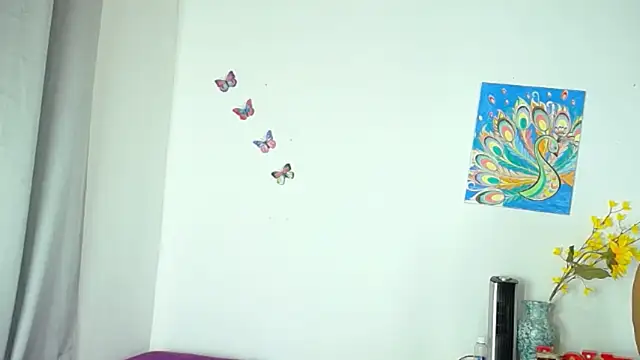 Snapshot of Madison__12 chatting on 12/07/24, 01:25 Madison  12 online show from 12/07/24, 01:25