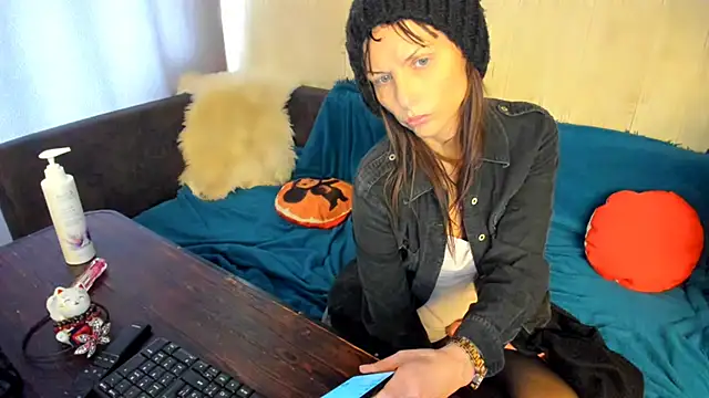Snapshot of Elizabe_th chatting on 04/29/26, 09:24 Elizabe th online show from 04/29/26, 09:24