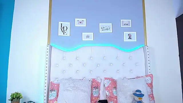 Snapshot of dante_ferraraa chatting on 01/17/25, 06:12 dante ferraraa online show from 01/17/25, 06:12