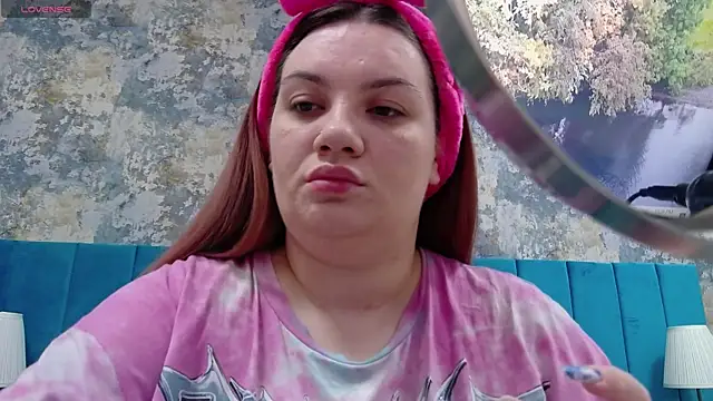 MelanieBrownn online show from 12/29/24, 08:37