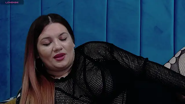 MelanieBrownn online show from 12/30/24, 04:20