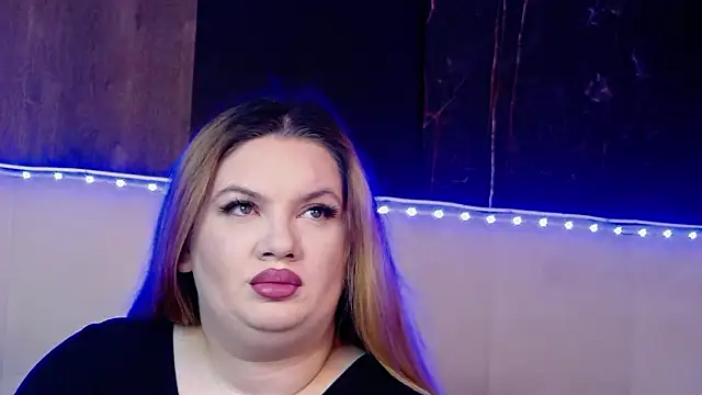 MelanieBrownn online show from 02/07/26, 07:12