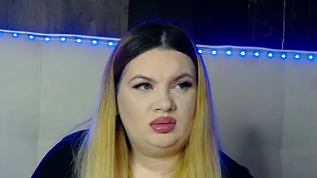 MelanieBrownn online show from 02/09/26, 06:06