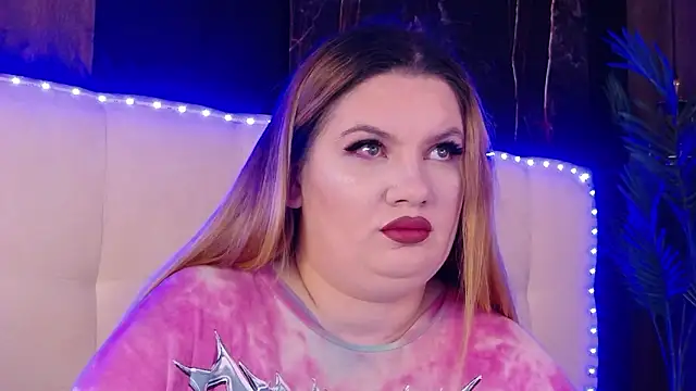 Snapshot of MelanieBrownn chatting on 03/04/26, 06:19 MelanieBrownn online show from 03/04/26, 06:19