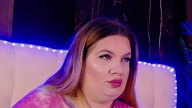 Snapshot of MelanieBrownn chatting on 03/25/26, 04:29 MelanieBrownn online show from 03/25/26, 04:29