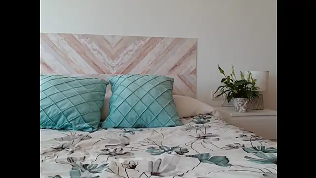 Snapshot of secretmuses chatting on 11/19/25, 08:36 secretmuses online show from 11/19/25, 08:36