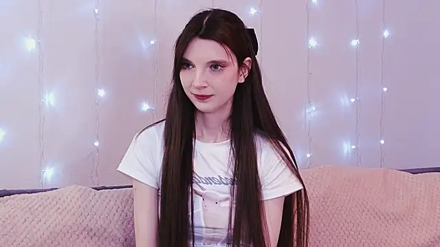 Snapshot of KimWilli chatting on 01/19/25, 04:14 KimWilli online show from 01/19/25, 04:14