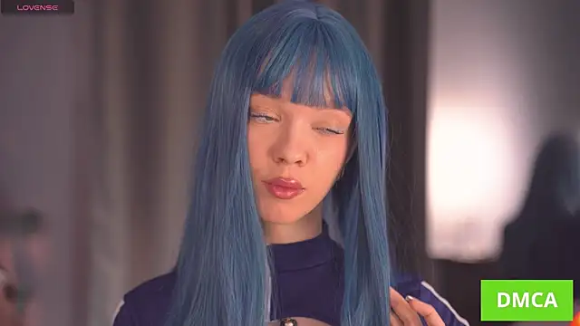  AlinaBailey online show from 10/30/25, 08:16