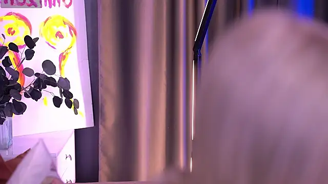 Snapshot of _AlinaBailey chatting on 03/26/26, 08:31 AlinaBailey online show from 03/26/26, 08:31