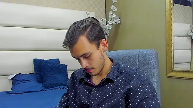 Desmon Clark online show from 01/30/25, 10:08