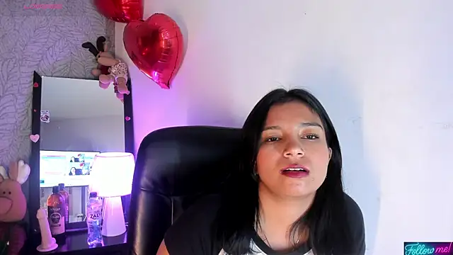 Snapshot of Candys_victoria chatting on 03/15/26, 04:35 Candys victoria online show from 03/15/26, 04:35