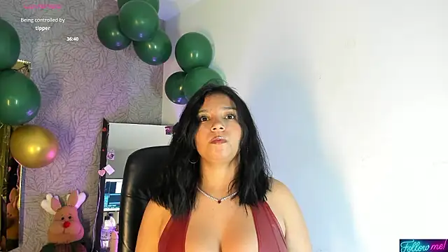 Snapshot of Candys_victoria chatting on 03/25/26, 02:39 Candys victoria online show from 03/25/26, 02:39