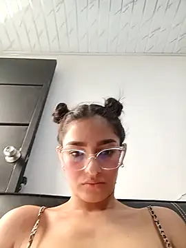 Ary-18 online show from 10/25/25, 01:40