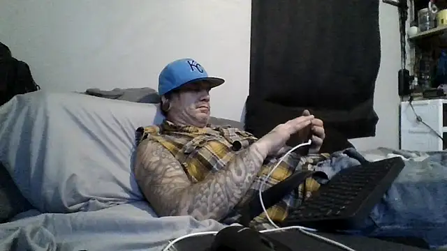 Snapshot of clitstitsandbongrips chatting on 11/03/25, 09:10 clitstitsandbongrips online show from 11/03/25, 09:10