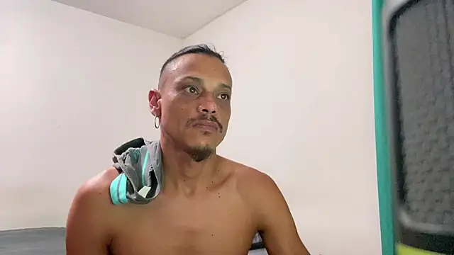 villanocat online show from 12/15/24, 05:23