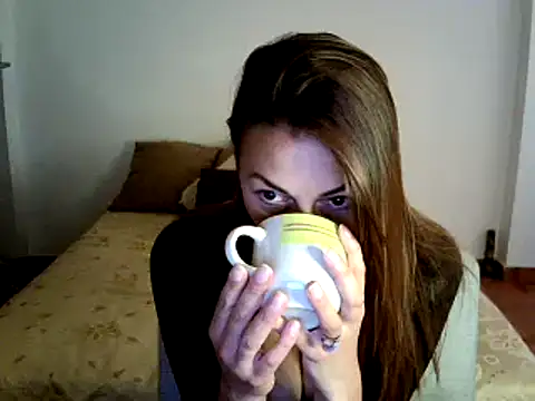 Hanna Charming online show from 12/28/24, 01:28