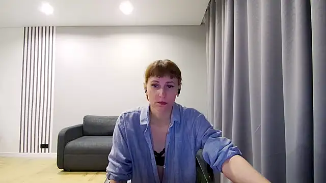 Snapshot of Daniella_Lorente chatting on 12/24/24, 01:49 Daniella Lorente online show from 12/24/24, 01:49