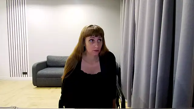 Snapshot of Daniella_Lorente chatting on 12/29/24, 04:38 Daniella Lorente online show from 12/29/24, 04:38