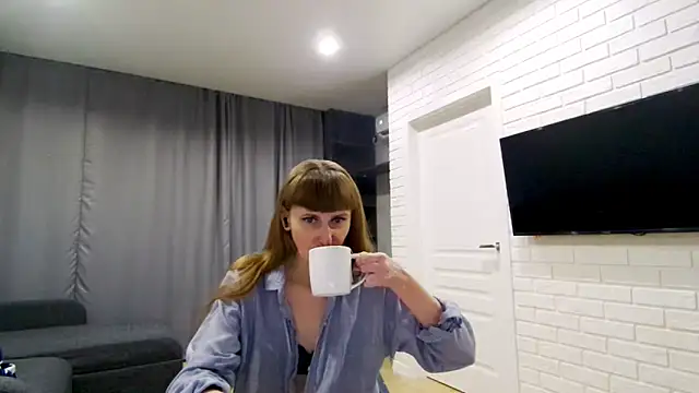 Snapshot of Daniella_Lorente chatting on 12/19/25, 11:45 Daniella Lorente online show from 12/19/25, 11:45