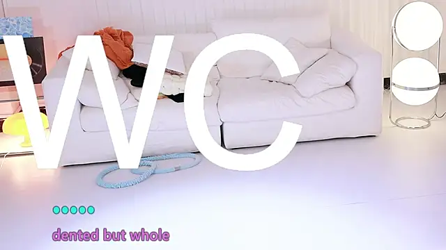 Snapshot of Roseonly_ chatting on 04/26/26, 01:20 Roseonly online show from 04/26/26, 01:20