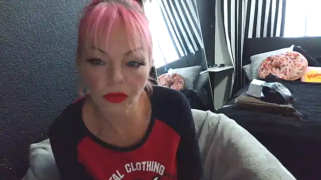 rileyraerhoads online show from 09/29/25, 10:25