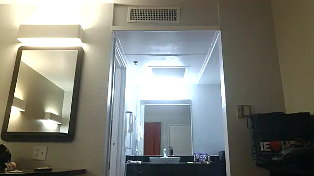 rileyraerhoads online show from 10/29/25, 12:51