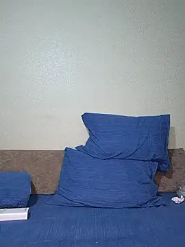 Snapshot of Anna_Curvy chatting on 11/24/25, 02:22 Anna Curvy online show from 11/24/25, 02:22