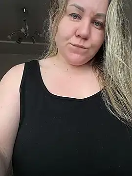 Snapshot of Anna_Curvy chatting on 02/11/26, 06:07 Anna Curvy online show from 02/11/26, 06:07