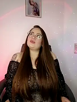 soofy   online show from 10/10/25, 02:43