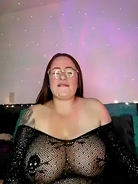 soofy   online show from 11/03/25, 04:47