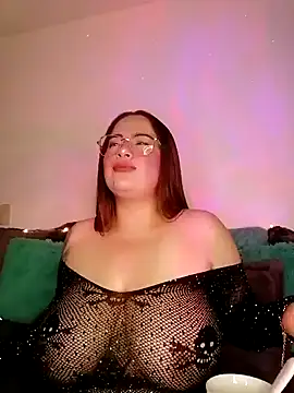 soofy   online show from 12/22/25, 04:20