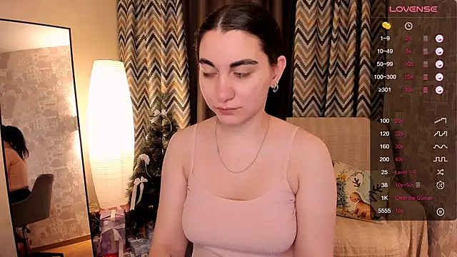 hannacheekss  online show from 12/21/24, 01:58