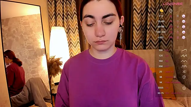 hannacheekss  online show from 10/08/25, 02:09