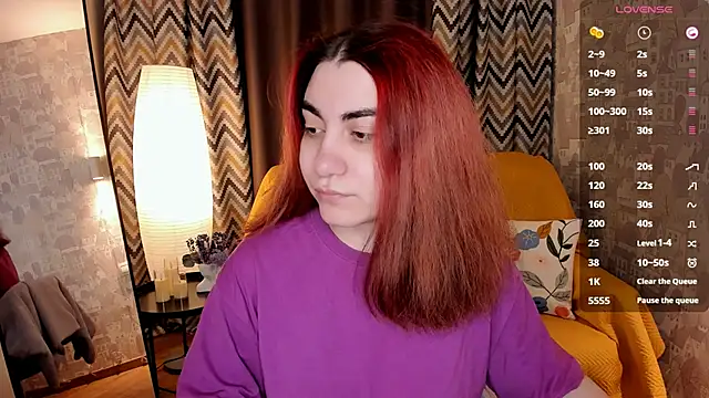 Snapshot of hannacheekss_ chatting on 02/07/26, 02:04 hannacheekss online show from 02/07/26, 02:04