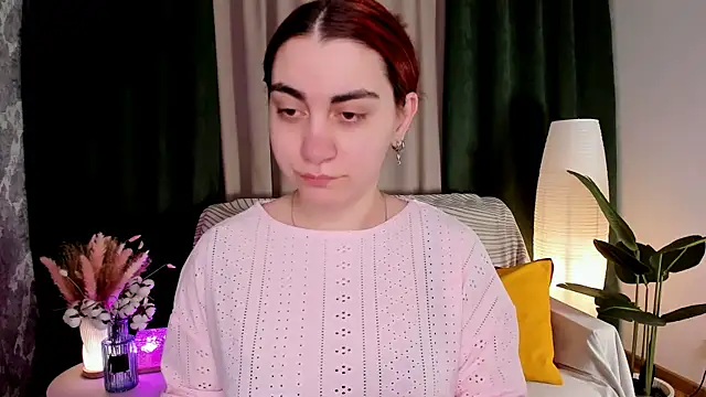 hannacheekss  online show from 05/15/26, 02:07