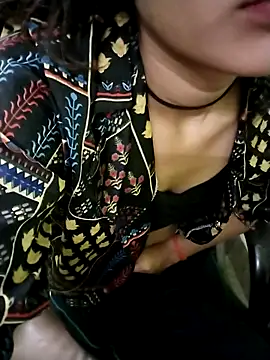 Snapshot of Sexy_Mushroom chatting on 12/15/25, 08:07 Sexy Mushroom online show from 12/15/25, 08:07