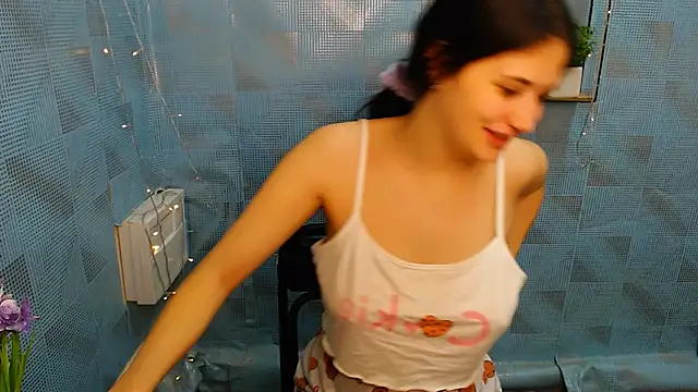 AliceSexyyy  online show from 12/21/24, 02:09