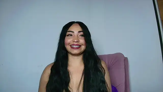 Snapshot of Dailyn_Adams chatting on 12/24/24, 08:11 Dailyn Adams online show from 12/24/24, 08:11