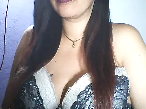 Snapshot of layanah12 chatting on 05/12/26, 06:27 layanah12 online show from 05/12/26, 06:27