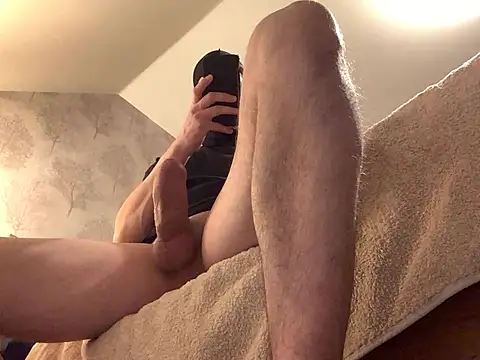 Snapshot of girth-master chatting on 02/12/25, 08:50 girth-master online show from 02/12/25, 08:50