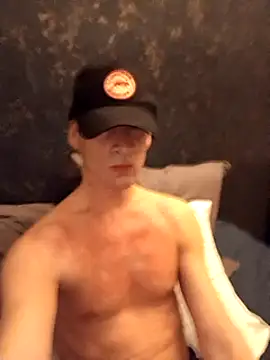 ElyasMatt online show from 02/05/25, 06:59