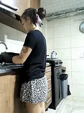 Snapshot of Tefannyy_ chatting on 02/03/26, 10:20 Tefannyy online show from 02/03/26, 10:20