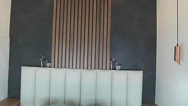 ChanelAdamss  online show from 11/25/25, 12:32