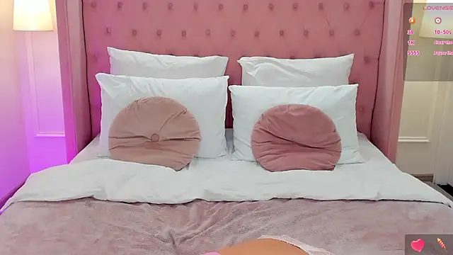 GiaCale online show from 02/28/25, 08:28