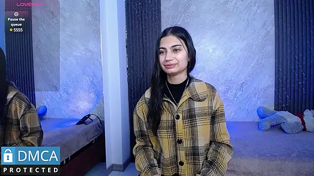 SolBeaumont1 online show from 02/08/25, 08:32