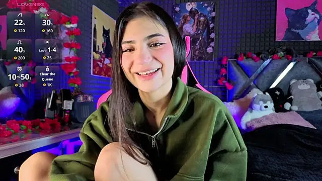 Snapshot of SolBeaumont1 chatting on 03/17/26, 07:28 SolBeaumont1 online show from 03/17/26, 07:28