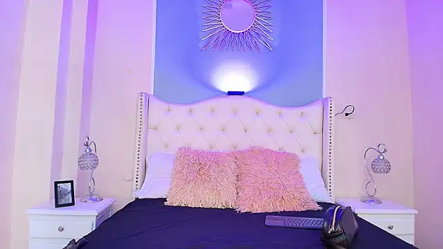 Ambar Collingg online show from 03/21/25, 12:06