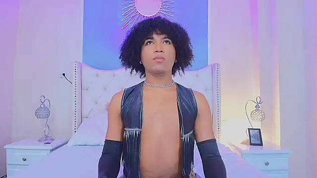 Ambar Collingg online show from 10/23/25, 02:16