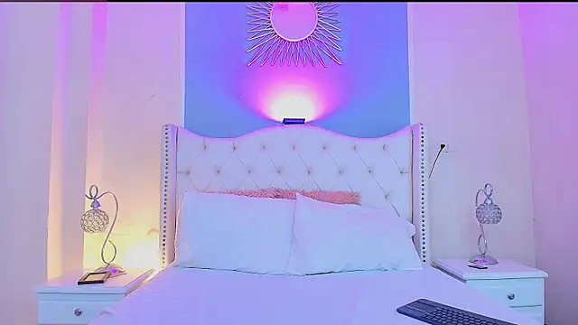 Ambar Collingg online show from 10/27/25, 03:38